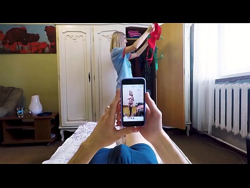 ❤️ O Stepsister fez seu irmão vir logo antes de sua mãe voltar para casa ❤️ Porno fb em nós