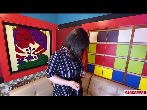 ❤️ O bonitinho japonês de mamas grandes se masturba com brinquedos sexuais e tem um orgasmo. Ela fala em uma entrevista sobre sua experiência fodida. Mamas enormes e ratas peludas gemendo alto. Osakaporn ❤️ Porno fb em nós